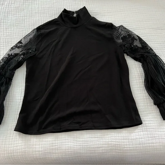 Black Fitted Long Sleeve Embellished Blouse - Picture 2 of 7